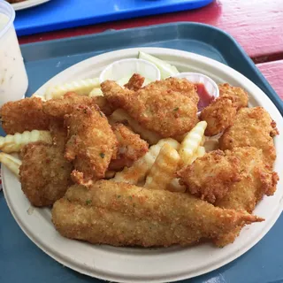 Fish, Shrimp & Scallop Combo Plate