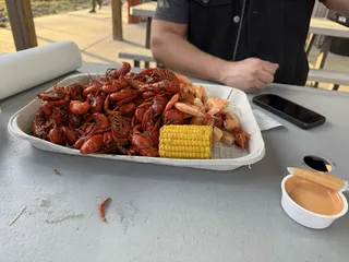Hole N Da Wall Seafood