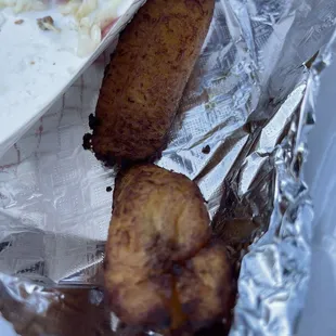 Maduros (fried sweet plantains)