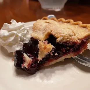 Blackberry pie