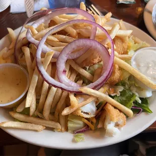 Fried fish salad with ranch and Italian dressing