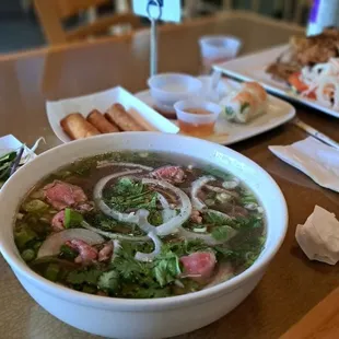 Pho Tai