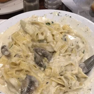 Fettuccini Alfredo