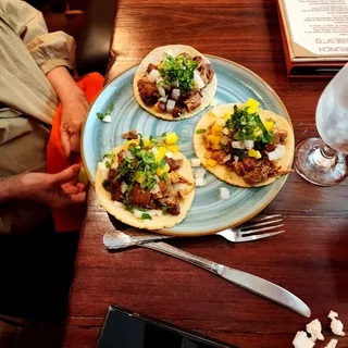AL PASTOR TACOS
