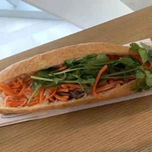 Presentation is messy.. would have preferred the cilantro chopped in half at least.