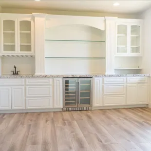 Benjamin Moores Swiss Coffee looks for the win!