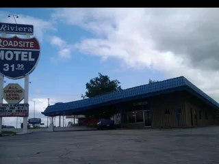 Riviera Roadsite Motel