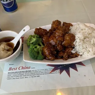General Tso's Chicken dinner Combo