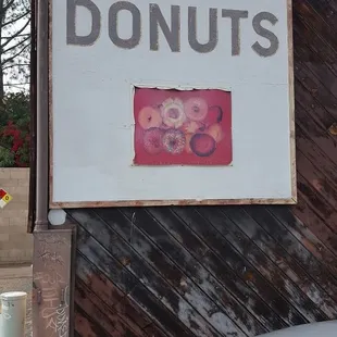 Best Donuts Entrance Sign