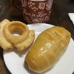 Old fashioned glazed cake donut and a BIG OLE KOLACHE!! Such a yummy breakfast and they left me a sweet note on my doordash delivery.