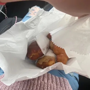 Sweet lady, and sweet donuts! Would recommend.