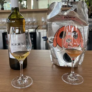 2 orange wine