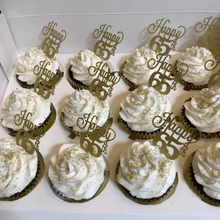 We were honored that Best Friends Bakery was chosen to help a family celebrate their parents 65th wedding anniversary!