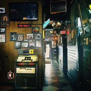 a juke box in a diner