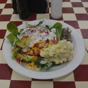 Great Salad Bar and the Potato Salad is excellent as well