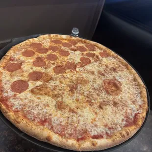 food, pizza