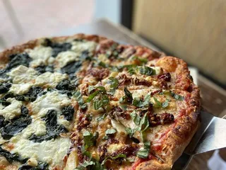 Tampa Pizza Company
