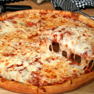 Beautiful NY Cheese Pizza