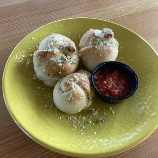 Garlic Knots