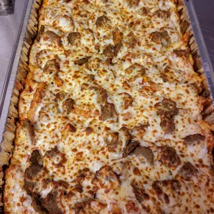 Full pan meatball pasta; served with same size salad and bread sticks. Will be a great party!