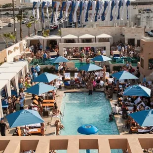 Best Pool Party in Las Vegas Nevada