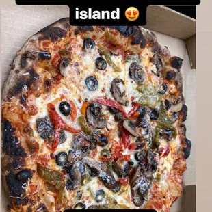 Sorry for the captions on the photo.. I accidentally deleted my photo so these were the only pics I had lol