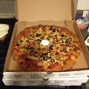 Mushroom, Olive, pepperoni