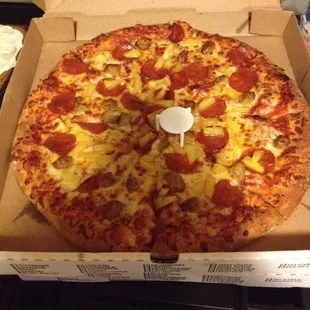 Sausage, pepperoni, pineapple yummmmmm :)