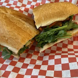 pork banh mi