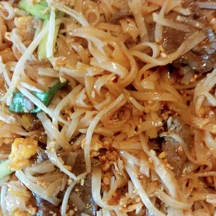 Beef Pad Thai Noodles
