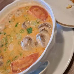 Tom yum soup