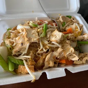 Pad Woon Sen chicken