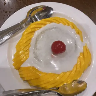 Mango Sticky Rice (seasonal)
