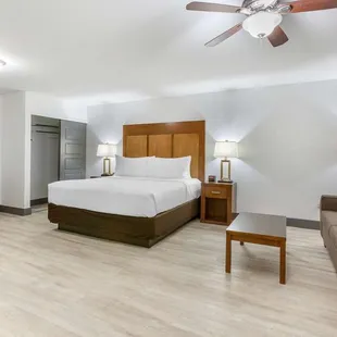 Oversized King Room - Sofabed