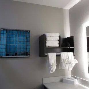 King Guest Room Vanity