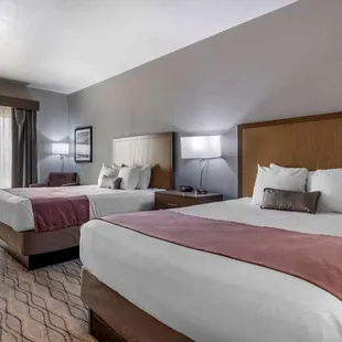 Two Queen Beds