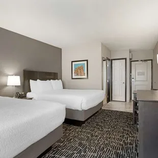 Double Queen Kitchenette