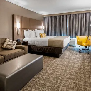 King Suite with Sofabed