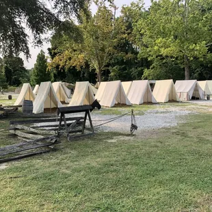 Yorktown camp depicting life for enlisted, junior officers and commander.