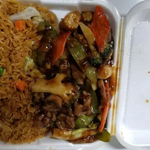 Beef with garlic lunch special