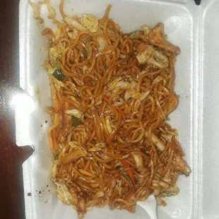 "Large" chicken lo mein