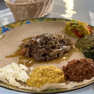 Awaze tibs &amp; veggie combo