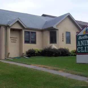 Bethany Animal Clinic, just one block north of Leighton.