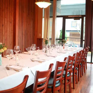'The Columbia Room' - Private Dining Space that seats up to 32