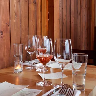 Greeting Pour at a Cooper Mountain Winemakers Dinner