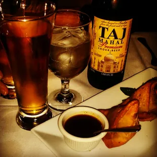 Samosa &amp; Taj Mahal Beer