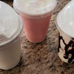 Strawberry, vanilla and cookies n cream
