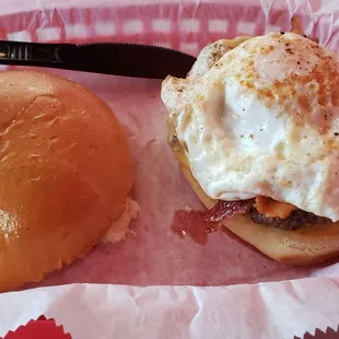 Breakfast Burger