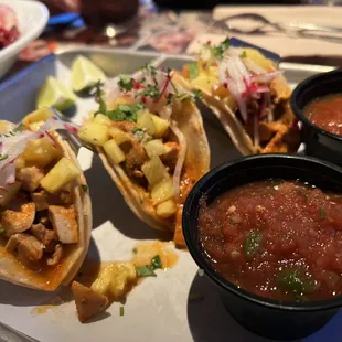 Chicken al Carbon tacos