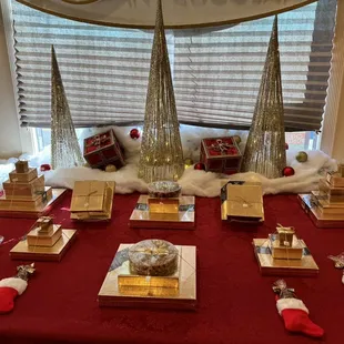Cute holiday table
